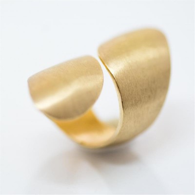 Anel  Espiral Banhado Em Ouro 18k<br><span style='color:#fff;'>Joias</span>