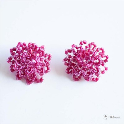 Brinco Cravo Crochê Pink Framboesa M<br><span style='color:#fff;'>Joias</span>