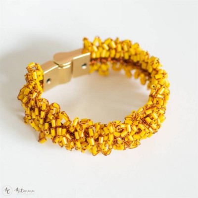 Pulseira Cravo Crochê Amarela<br><span style='color:#fff;'>Joias</span>