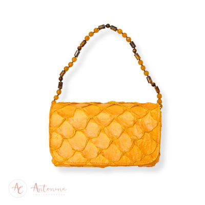 Bolsa Sophie De Pirarucu Amarelo Radiante<br><span style='color:#fff;'>Joias</span>
